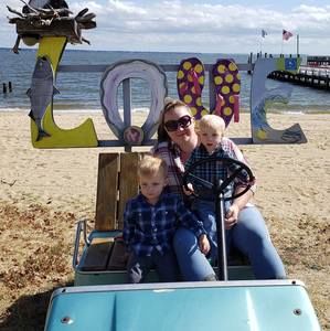 Meet your Posher, Aeme